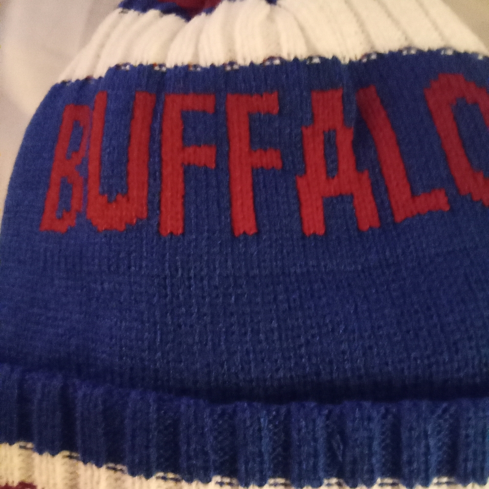 Buffalo Pom-Pom Beanie - Red and Blue - Picture 2 of 4